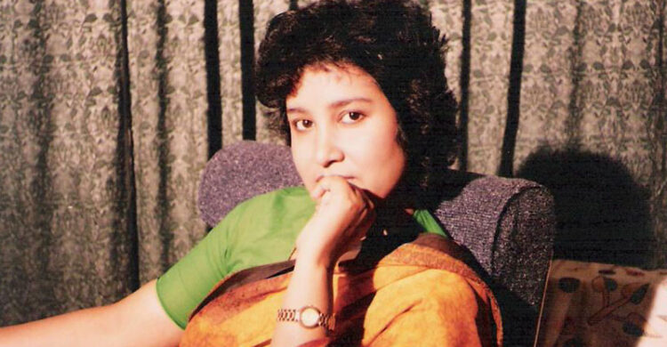 বাংলাদেশের মেরুদণ্ডহীন চলচ্চিত্র নির্মাতারা মহানন্দে ছাইপাঁশ বানাচ্ছে : তসলিমা