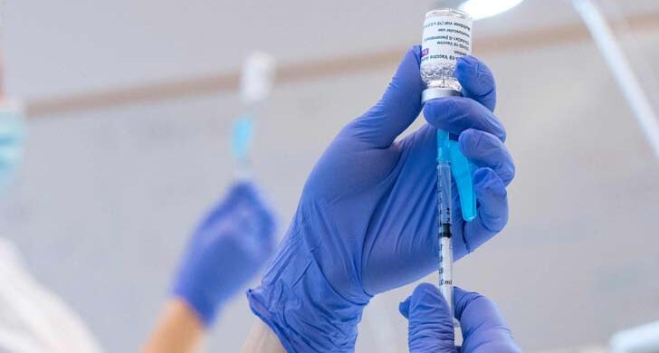 ঢাকায় অ্যাস্ট্রাজেনেকার দ্বিতীয় ডোজ টিকাদান শুরু আজ