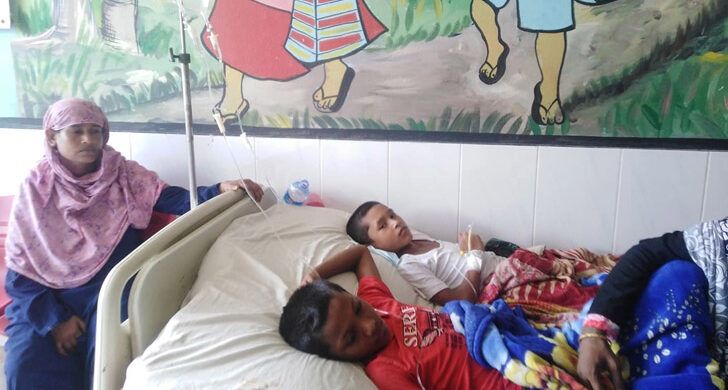 মাদ্রাসায় খাবার খেয়ে শিশুর মৃত্যু, ১৭ ছাত্র হাসপাতালে