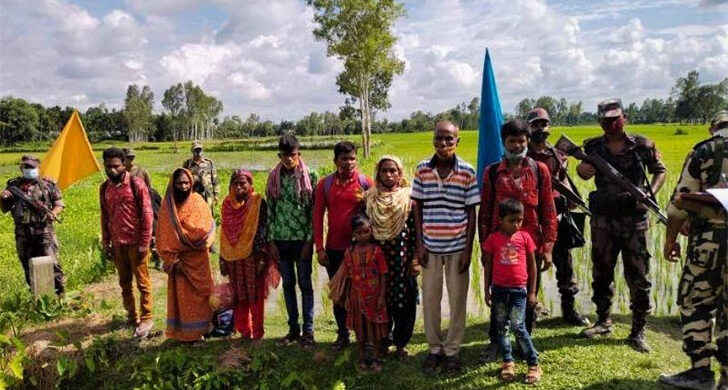 শিশুসহ ১০ বাংলাদেশিকে আটকের পর বিজিবির কাছে হস্তান্তর