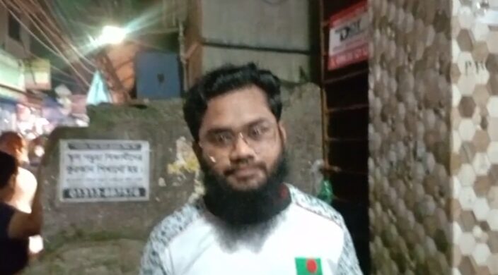 সংবাদ সংগ্রহে গিয়ে হামলার শিকার তিন সাংবাদিক, যাত্রাবাড়ী থানায় অভিযোগ 